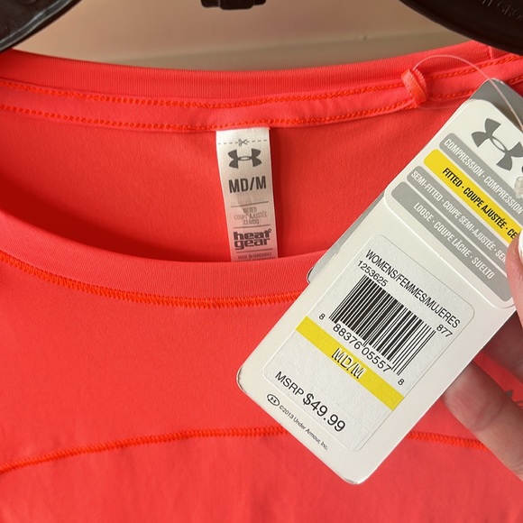 NWT Under Armour compression shirt with UV protection - Picture 3 of 4